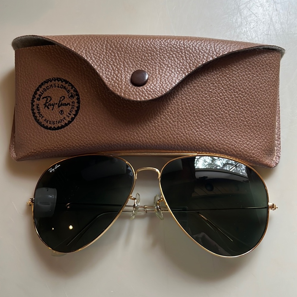 Vintage Ray Ban Aviators 53/4 screw to screw